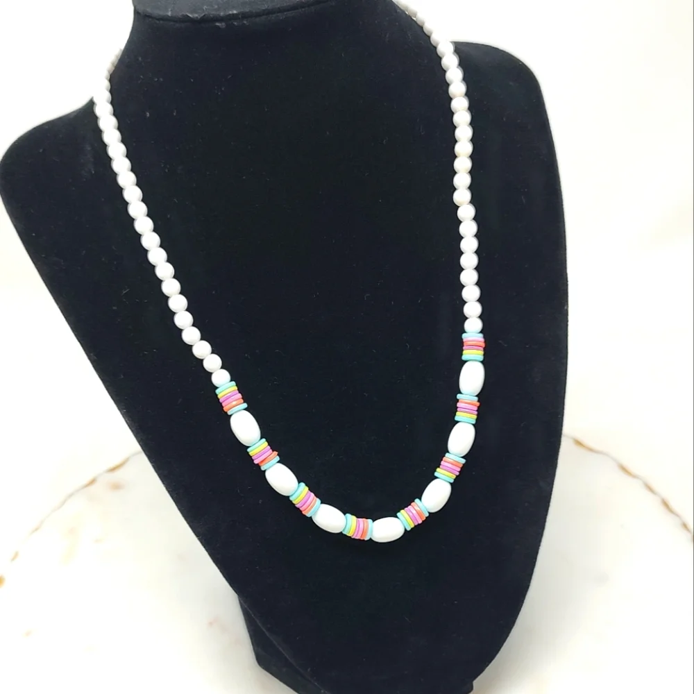 Girls beaded white and pastel accent necklace